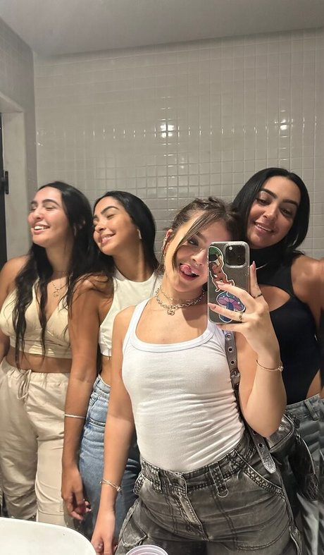 Melissa Mel Maia nice pornstar photos