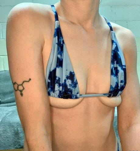 bluu929 model art pictures