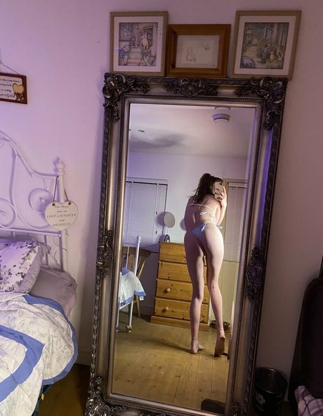 annieecharlottefree adult actress galleries