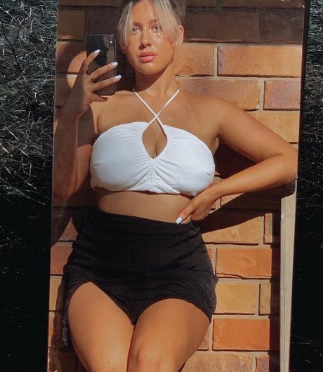 Tahlia A high quality pornstar pic