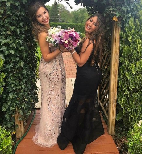 Julia Olivia nude model photo