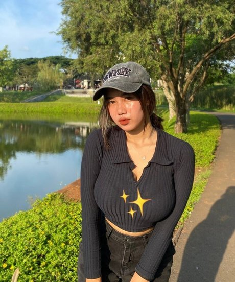 Elvara Caliva nude actress images