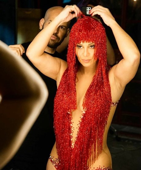 Viviane Araujo hot pornstar gallery