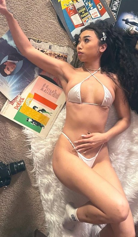 waifufilez actress photos