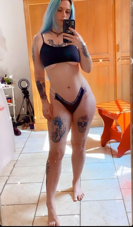 Ellen Natalia beautiful actress photos