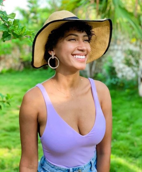 Andy Allo xxx star pictures