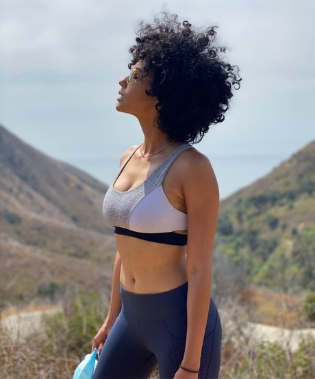 Andy Allo art star photos