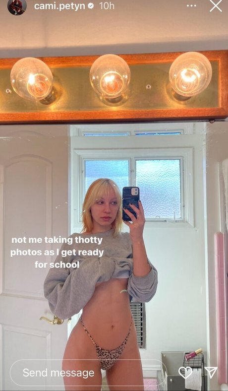 Cami Petyn art model pic