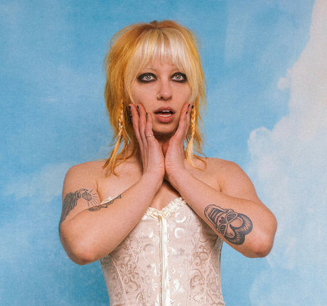 Cami Petyn beautiful star pics