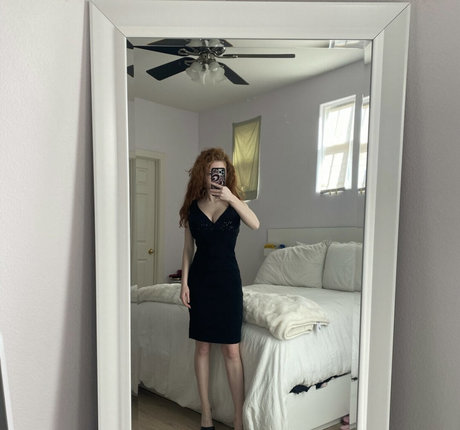 Francesca Capaldi erotic pornstar pics