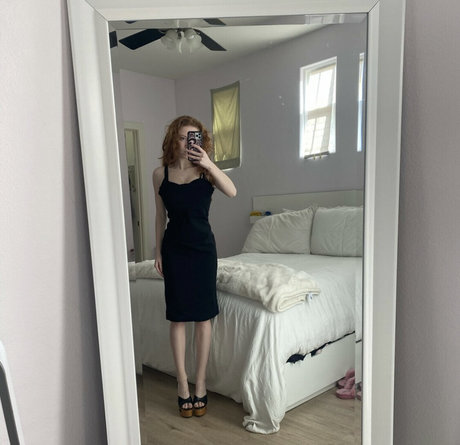 Francesca Capaldi pornstar sexy img