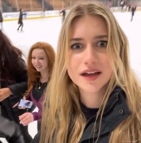 Francesca Capaldi star beautiful pics