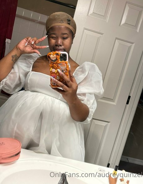 perfect onlyfans erotic img