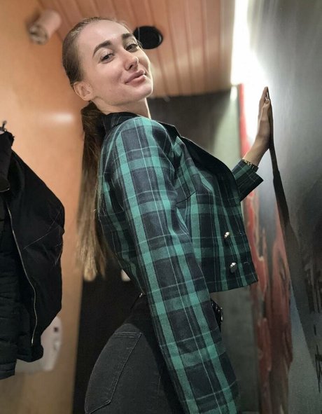 alt girl onlyfans free xxx galleries