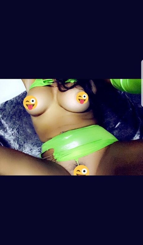 tattooed shemale onlyfans nice pics