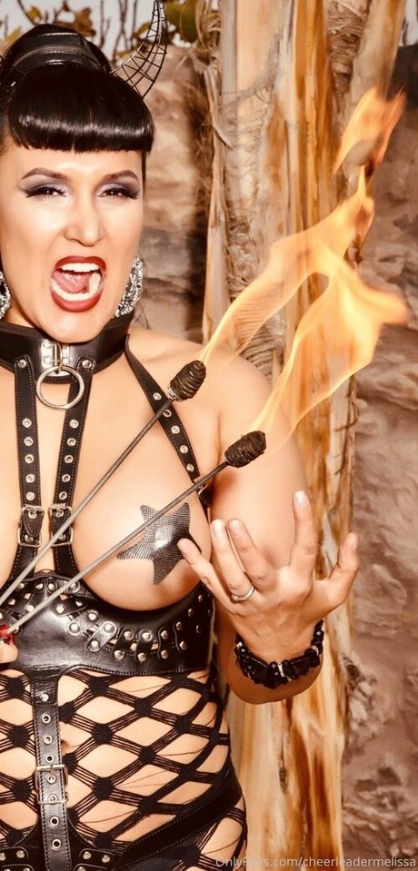 cheerleadermelissa star nice pic