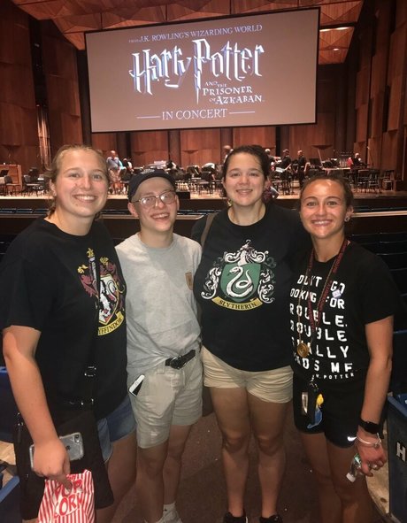 lesbian kissing onlyfans hd pictures