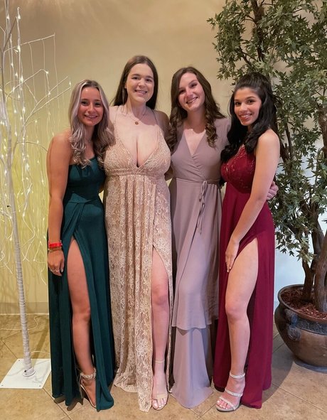 Hannah F hot model pics