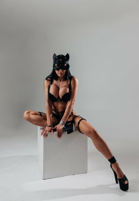 julia smithpro sexy actress images