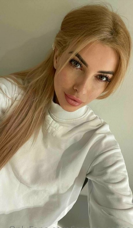 jessica cakes model erotic image