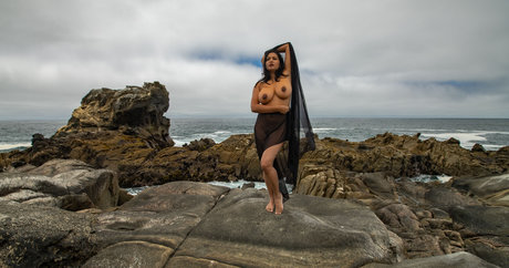 Devi The Model hd model image