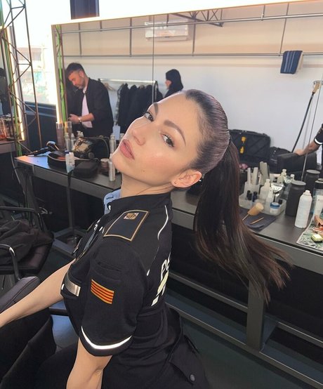 Ursula Corbero free model photo