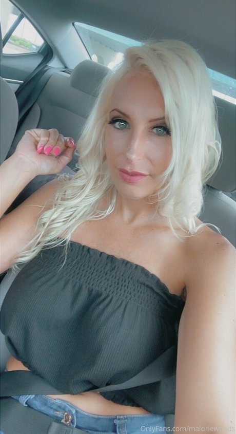 tattooed shemale onlyfans free images