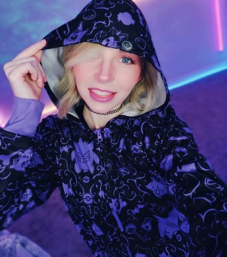 Missclick Gaming pornstar adult photos