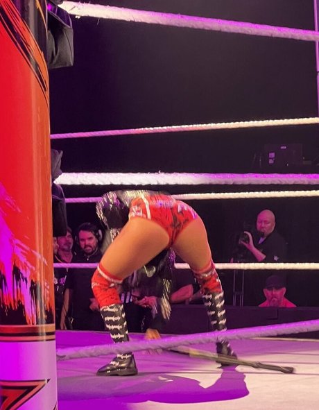 Cora Jade star naked pictures