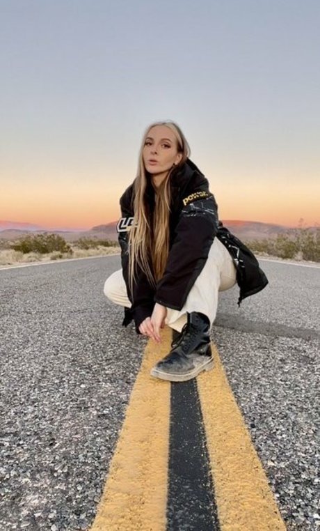 Fasffy model naked photos