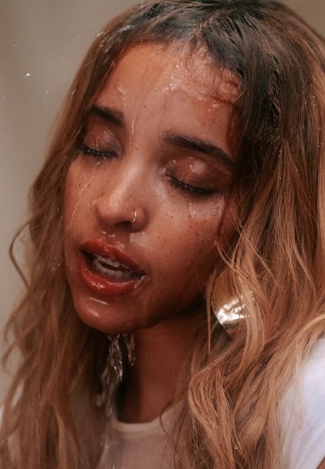 Tinashe model perfect archive