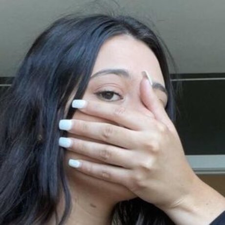 Aspen Reed model adult picture