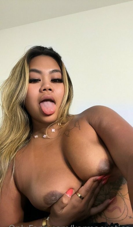 karmaexotica sexy pornstar pics