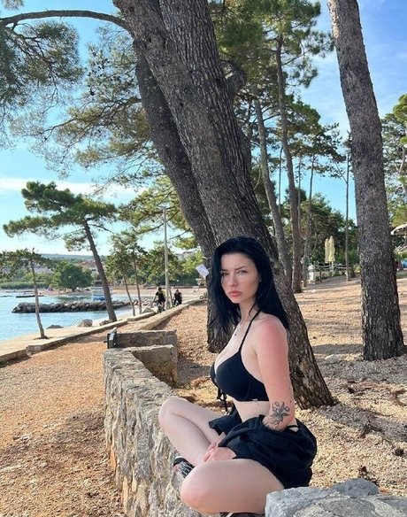 swinger milf onlyfans hot nude galleries