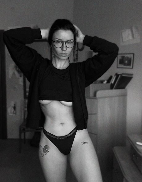 riding dildo onlyfans top photo