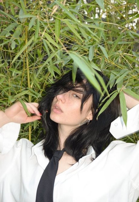 innervus exclusive model img