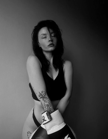 innervus pornstar nude pictures