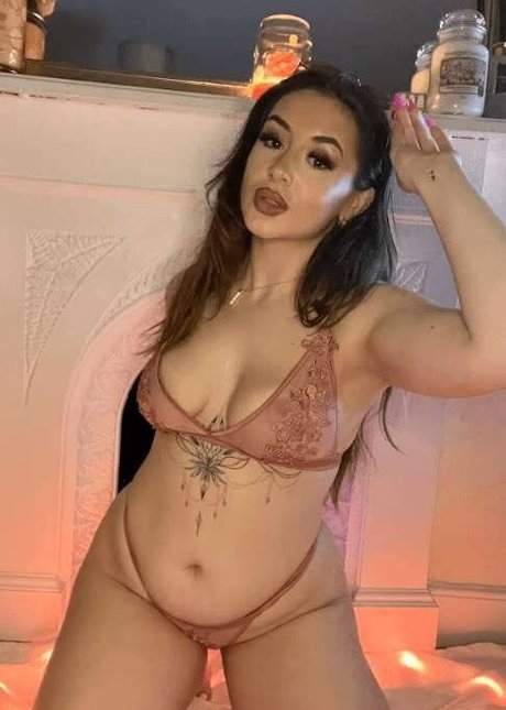 Hiddlestruck star erotic pictures