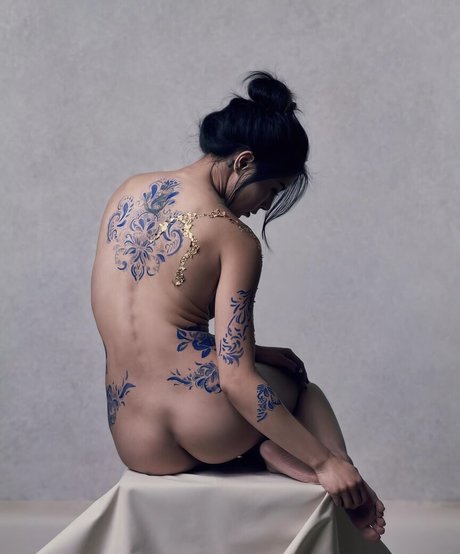 Anna Akana model high quality pictures