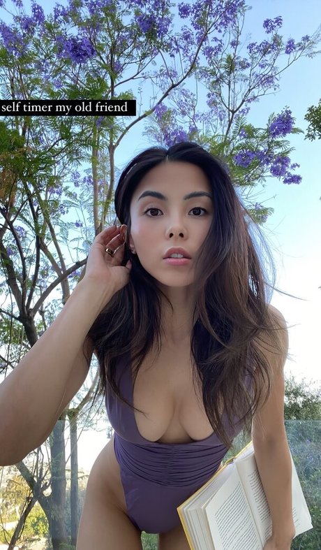 Anna Akana hot model photo