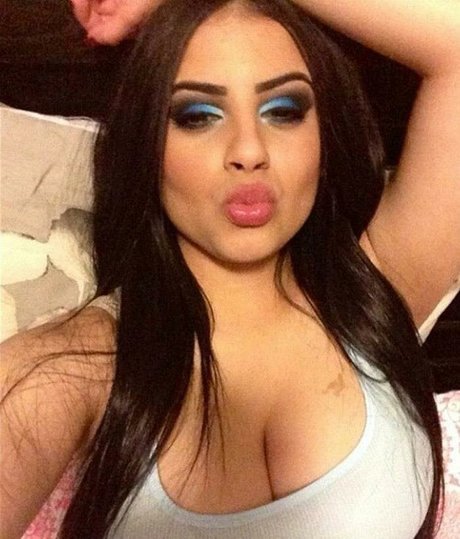 Alexa Attias beautiful actress picture