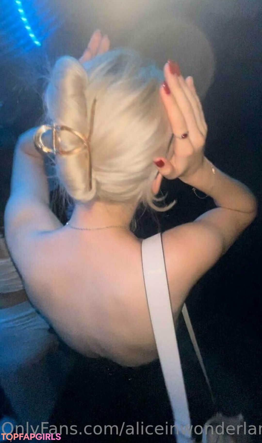 aliceinwonderland xo sex model galleries