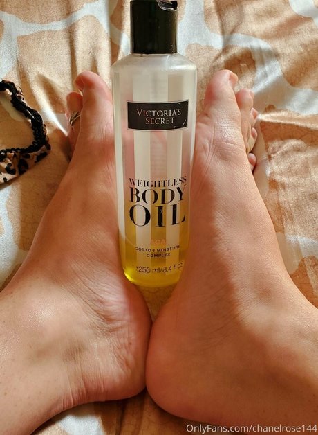 chanelrose144 sexy actress photo