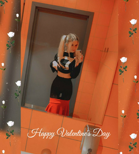 vikneskafree hot pornstar photo