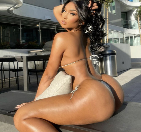 Tokyo Stylez beautiful model photos