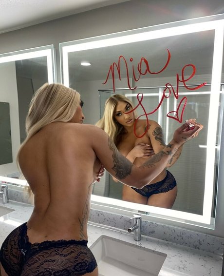 Tokyo Stylez pornstar exclusive pictures