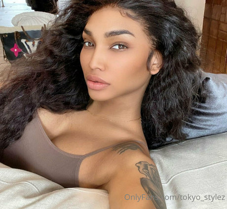 Tokyo Stylez model nude pictures