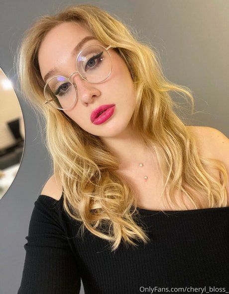 cheryl bloss_ sexy star images