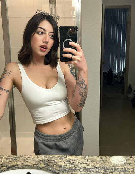 girldefeated pornographic actress image