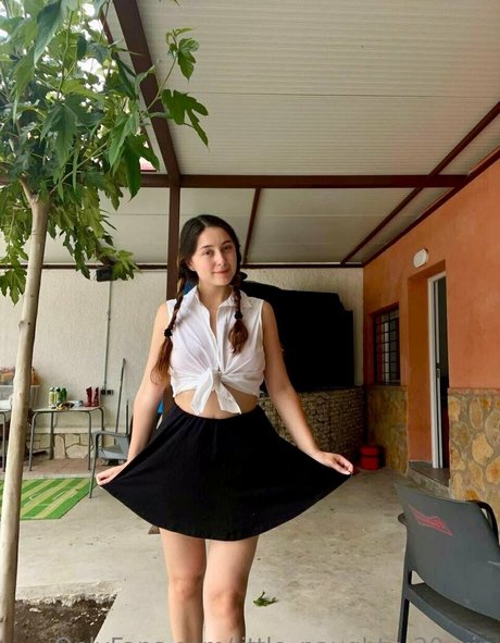 little naughty 20 vip pornstar naked photo